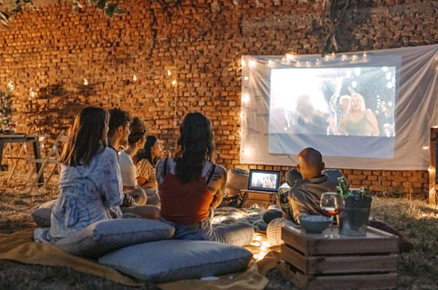 Make plans for an outdoor movie night