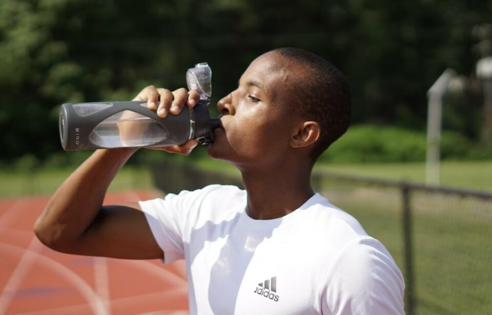 Drinks Enough Water