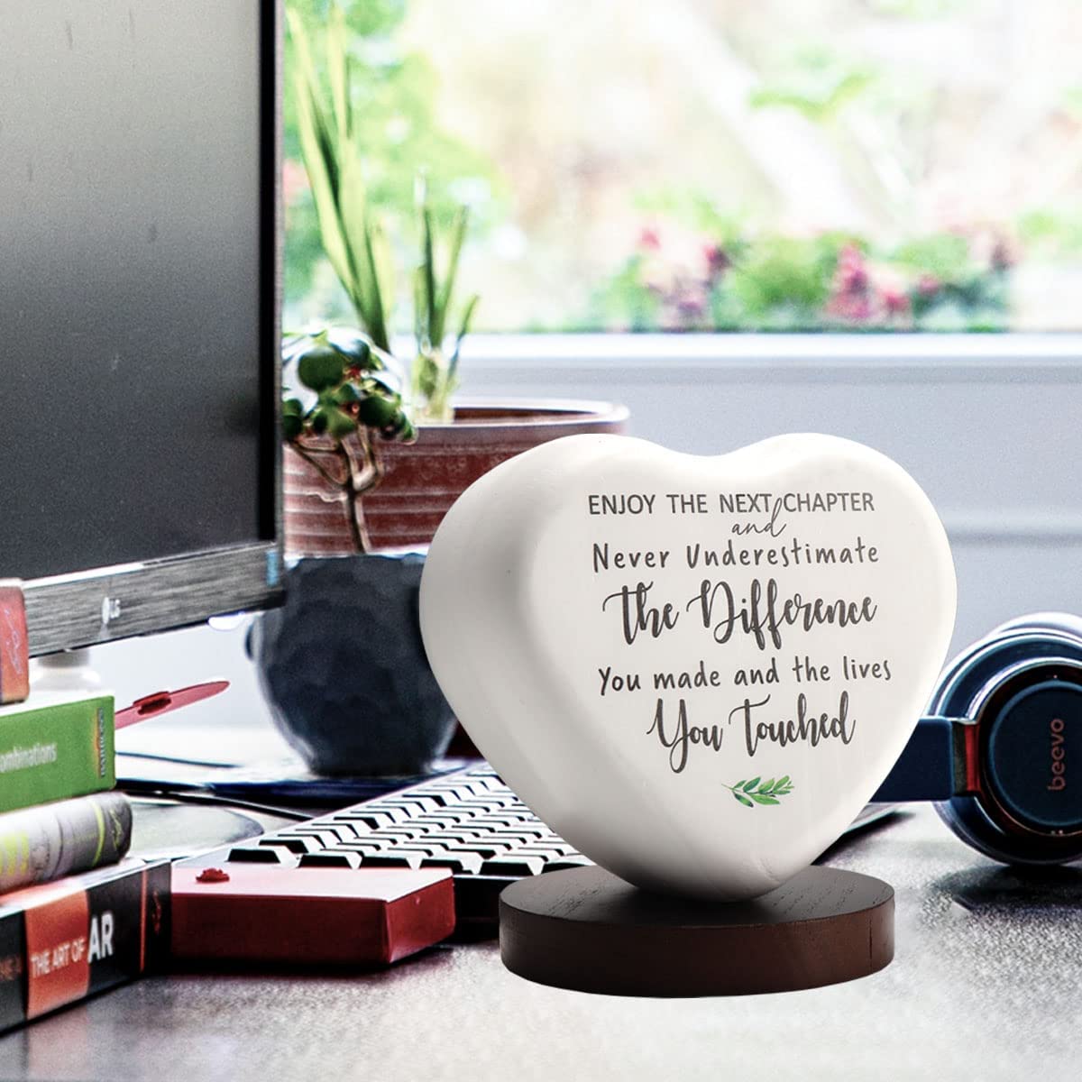 35 Best Farewell Gifts To Show Your Love For Coworkers And Colleagues –  Loveable