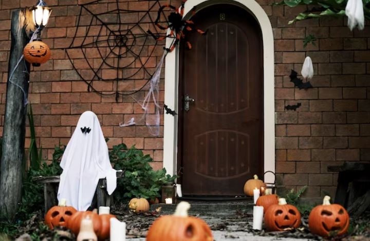 Purpose of Halloween door decorations