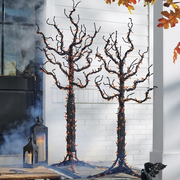 Creative Themes for Decorated Halloween Homes