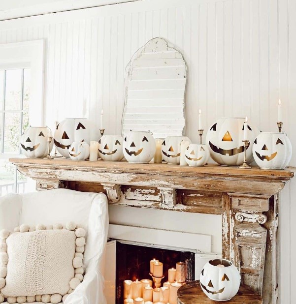 Halloween Mantel Decor