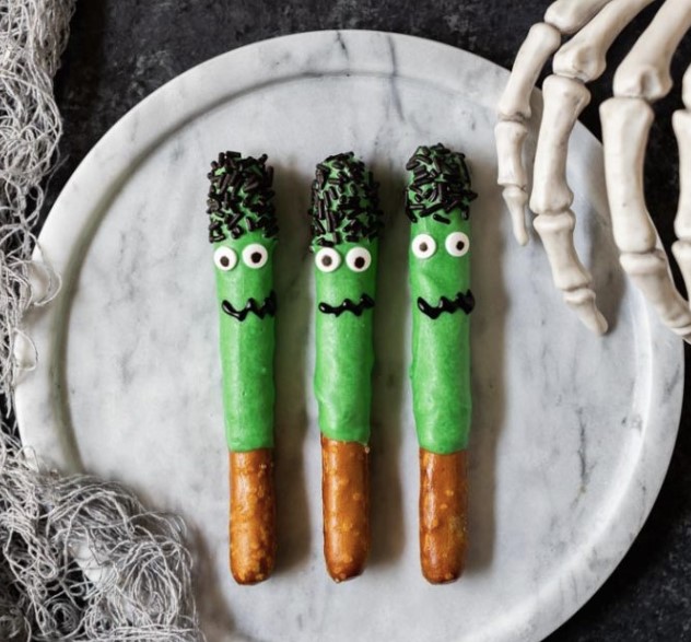 Halloween Pretzels