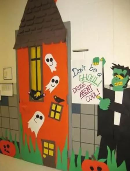 school door decorations halloween