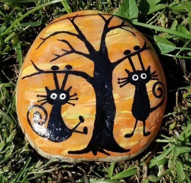 Halloween Painted Rock Ideas