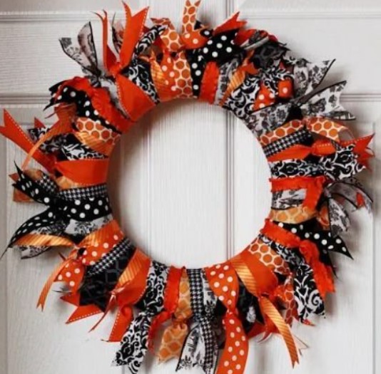 DIY Halloween Wreath