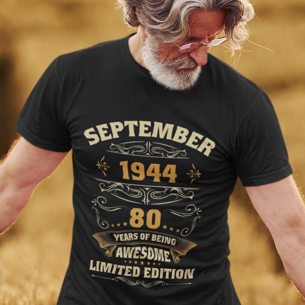 80th July Years Of Being Awesome T-shirt