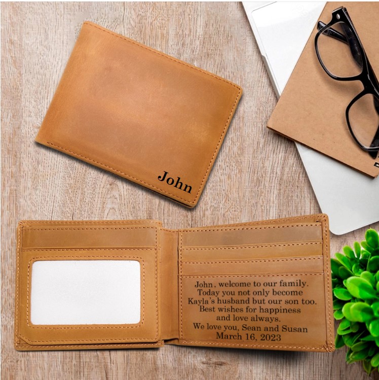 Men's Engraved Leather Wallet