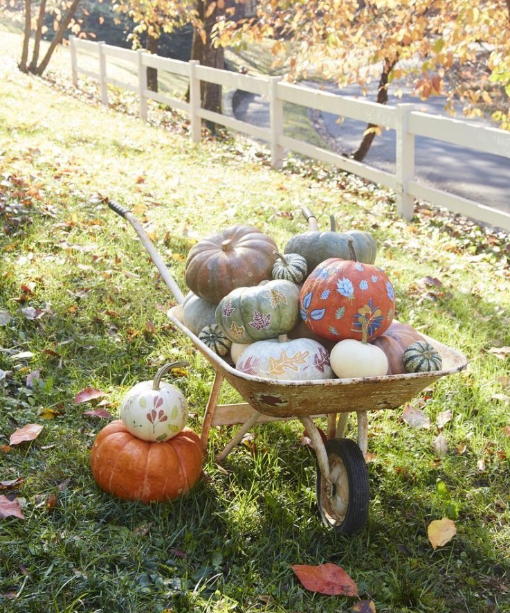 outdoor halloween decoration