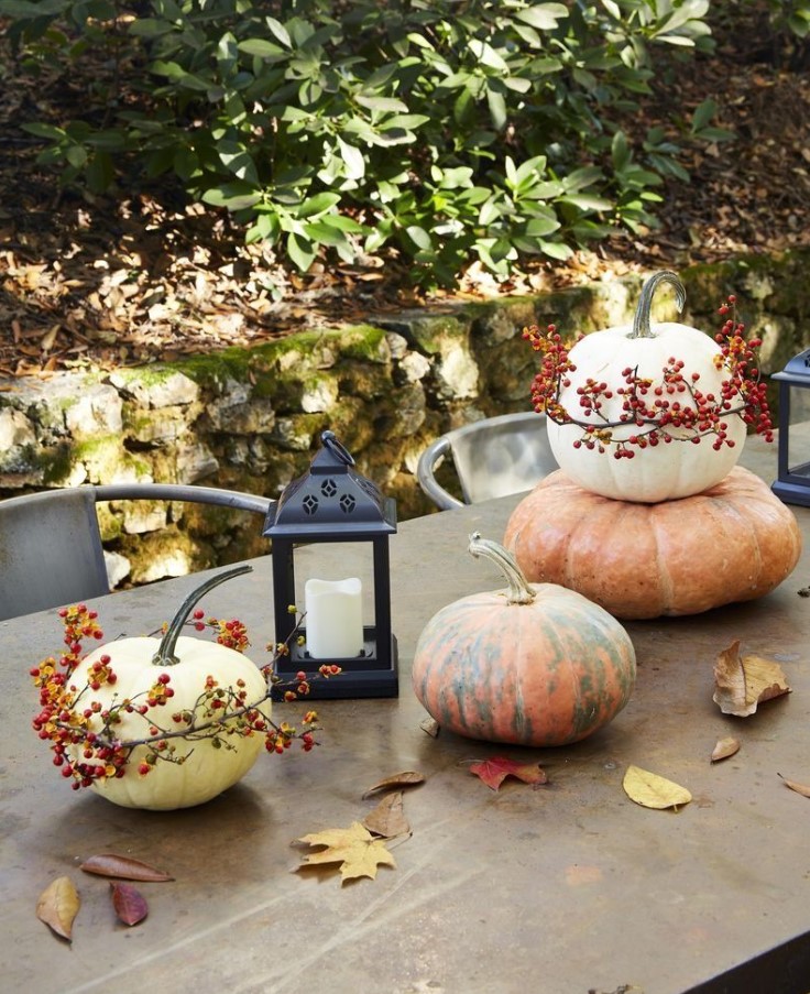 outdoor halloween decoration