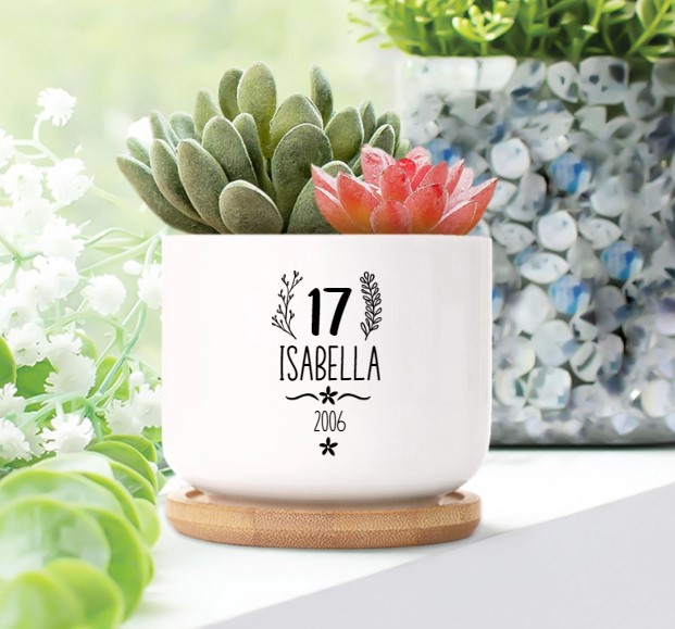 38 Best 17th Birthday Gifts Ideas Which Are Both Unique And Useful –  Loveable