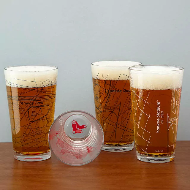 MLB Ballpark Pint Glasses Set