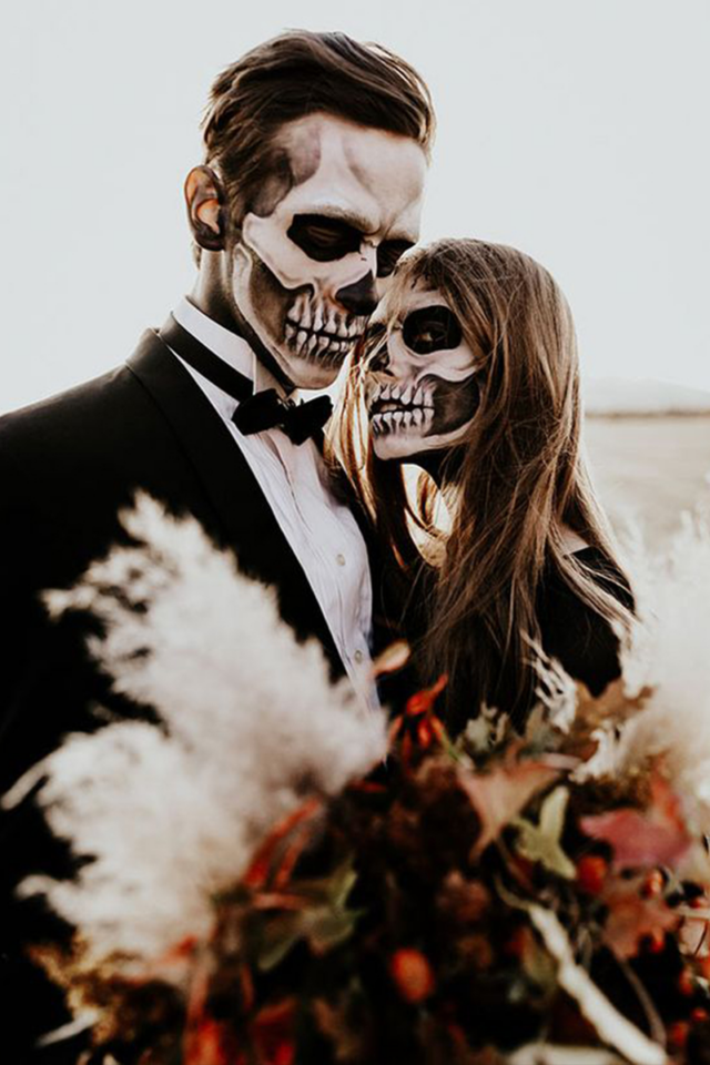 Alternative Halloween Wedding Ideas for Photo Sessions