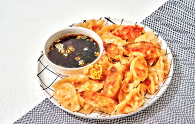 Halloween Dip: Butternut Squash Potstickers 