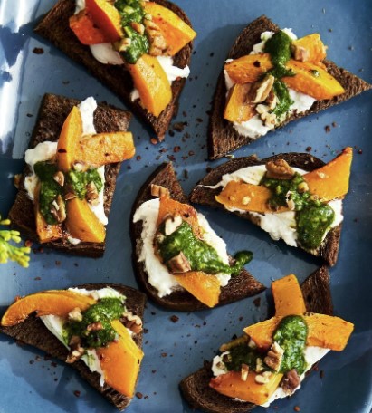 Delicious Pumpkin & Pesto Crostini