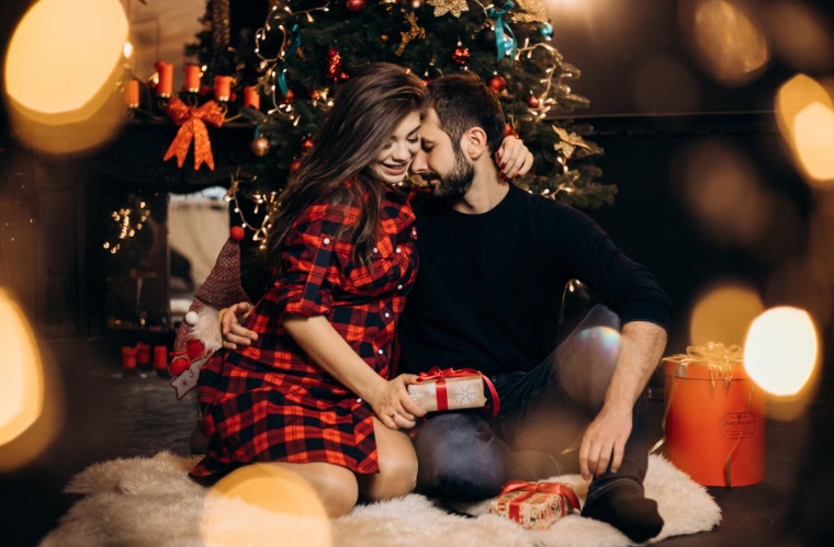 Christmas Quotes for Couples to Write in Cards