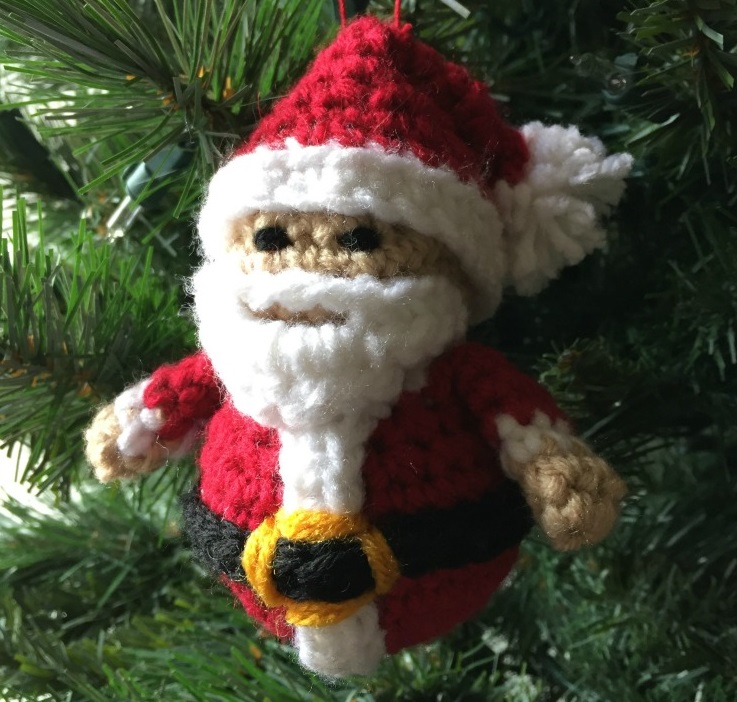 DIY Crochet Santa Claus Ornament