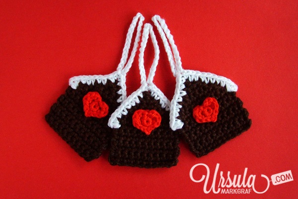 Gingerbread House Crochet Gift Tags