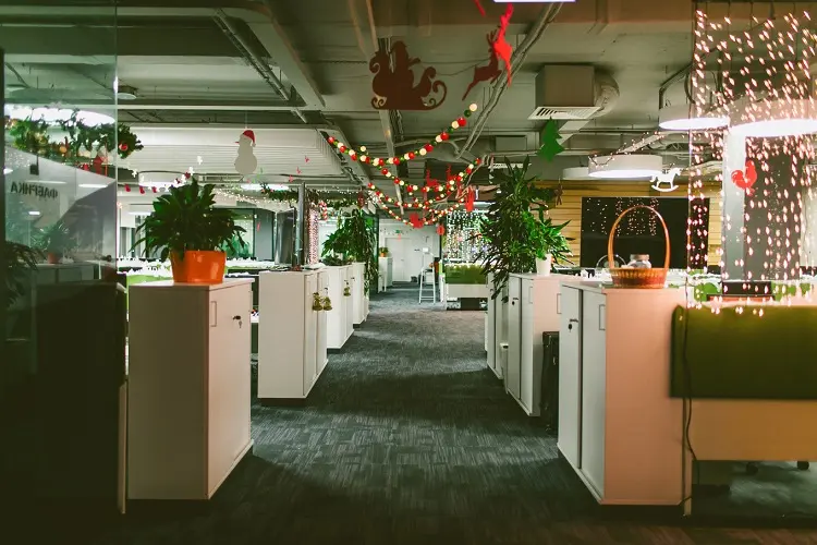 Embellish the office with Christmas ornaments