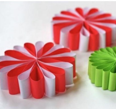 Simple Paper Flower Ornaments