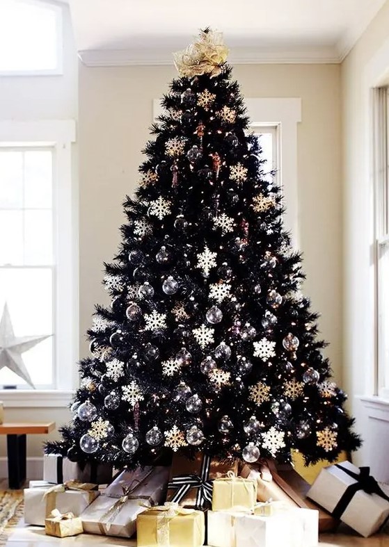 All silver ornament black tree