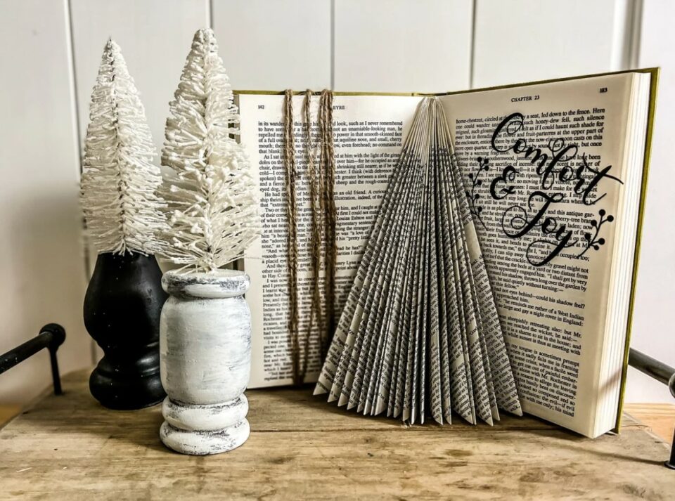 Custom Tree Books
