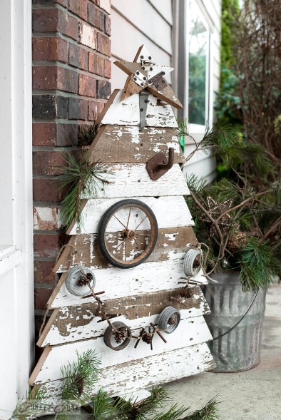 Reclaimed Wood Christmas Tree and Star