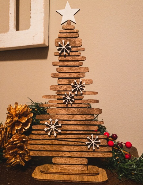 Rustic Tree Decor