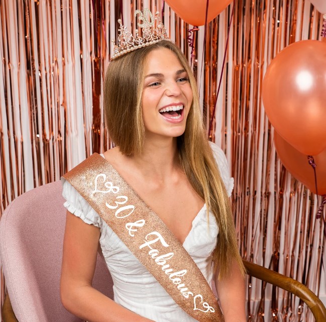 https://storage.googleapis.com/loveable.appspot.com/blog/uploads/2023/09/08205303/30-Sash-and-Tiara-30th-Birthday-Decoration.jpg