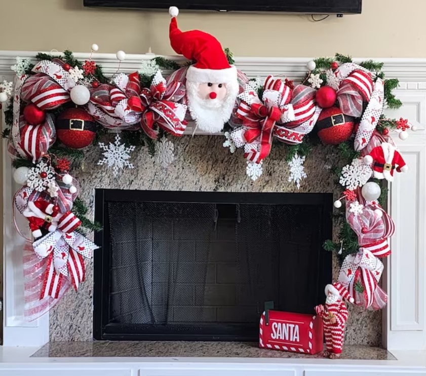 Santa Fireplace Swag