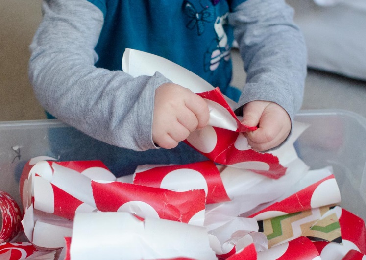 Ripping Paper Christmas Activity