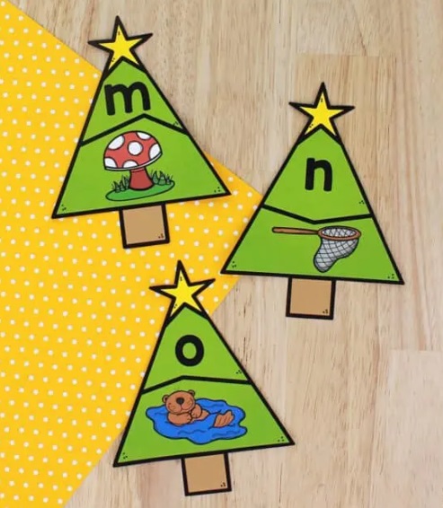 Christmas Tree Beginning Sound Puzzles