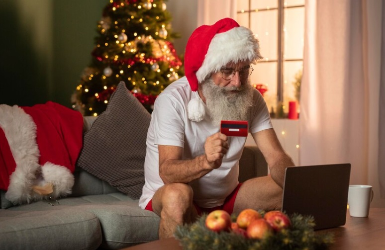  Have a Video Call with Santa Claus
