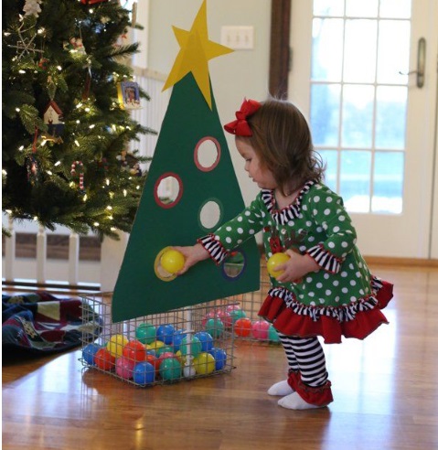 Christmas Tree Ball Sort Game