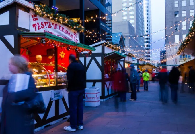 Explore the Delights of the Christkindlmarket