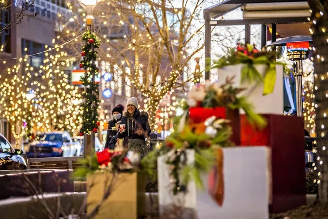 Explore the Cherry Creek North Winter Wanderland