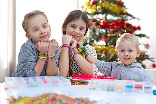 Make Christmas Bracelets