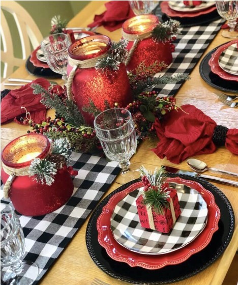 Red and Black Christmas Centerpiece