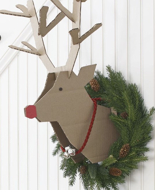 Reindeer Bust Wreath