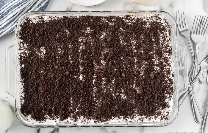 Oreo Cookies and Cream Lasagna