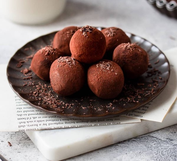 Vegan chocolate truffles