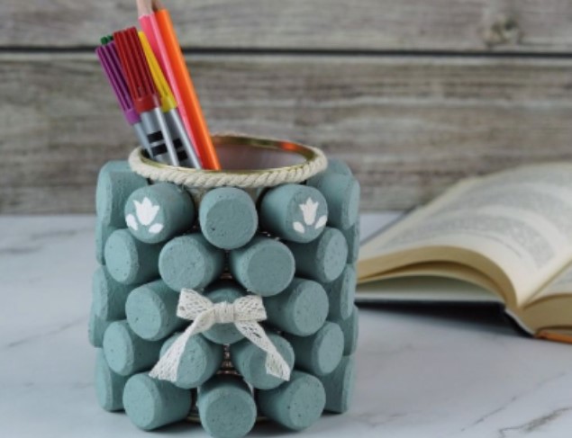 Crafted Pen Holder 