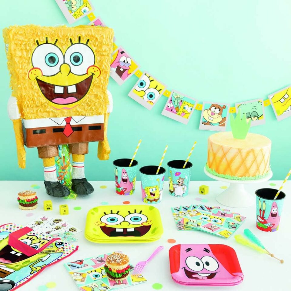 Cute centerpieces I made. Spongebob party  Spongebob birthday party  decorations, Spongebob birthday, Spongebob birthday party