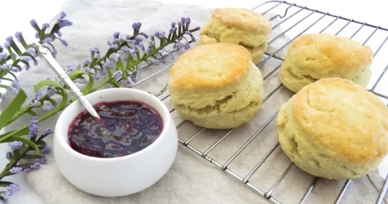 Tea party scones 
