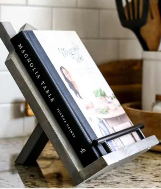 DIY Book Stand