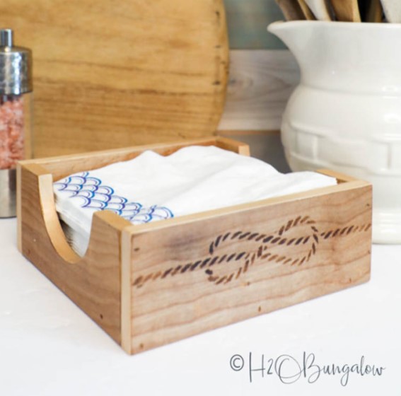 DIY Napkin Holder For Christmas 