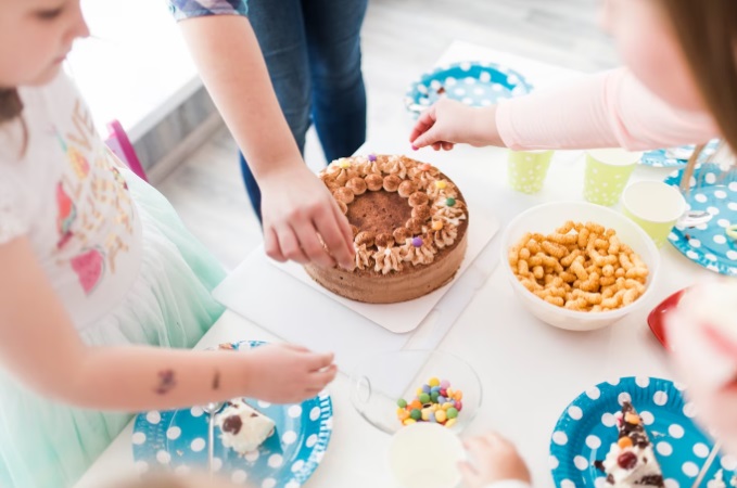 Cupcake Decorating Competition