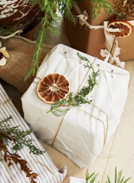 Dried Citrus Gift Topper