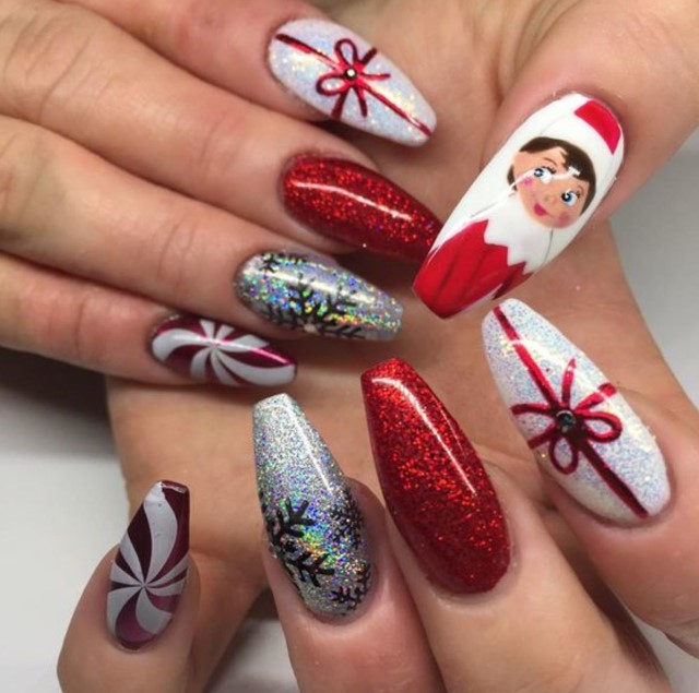 Festive Elf Nail Art