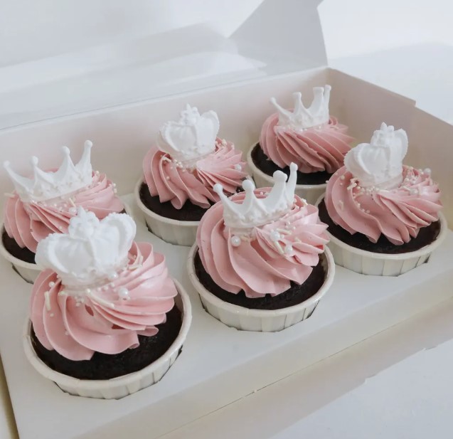 Tiara Cupcakes